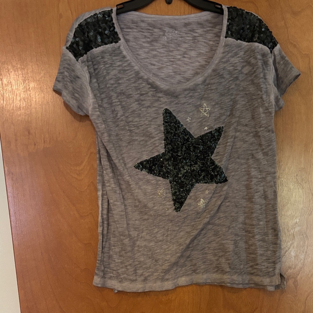Justice Gray Tee with Black Sequin Star
